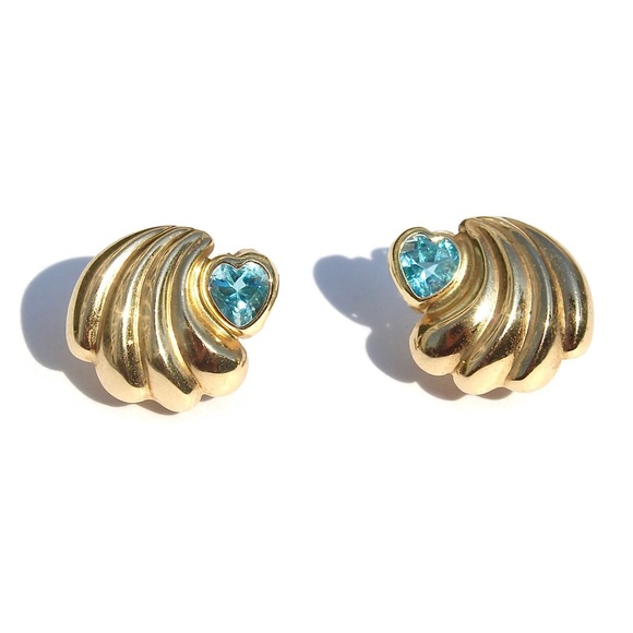 Vintage 14K Gold Blue Topaz Heart Stud Earrings